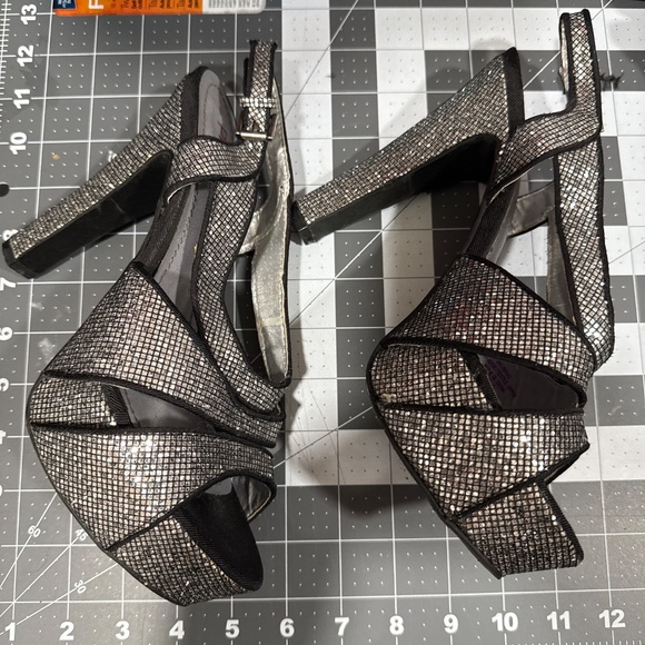 Pink and pepper platform heels - Picture 3 of 4